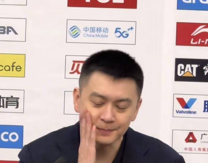 赛场上的紧张气氛令人倍感兴奋